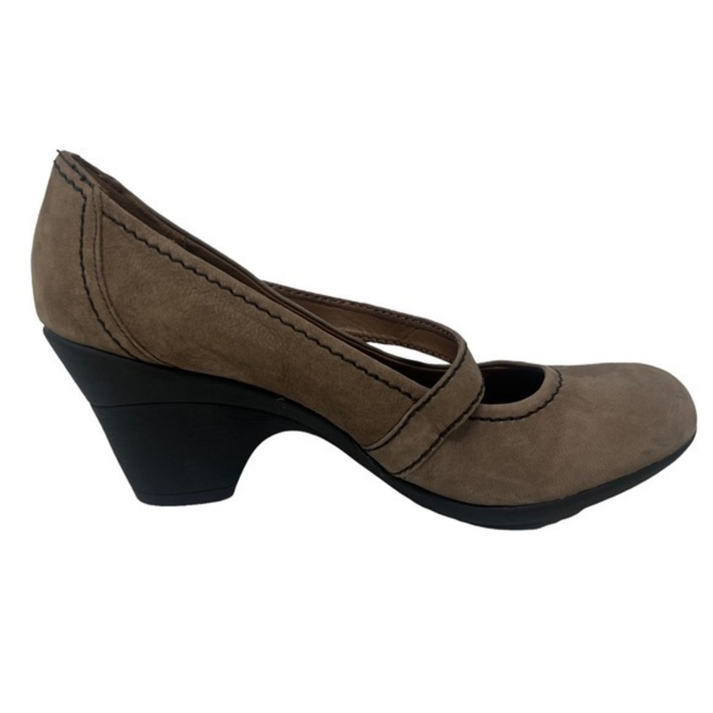 Naturalizer Clogs - Picture 5 of 11